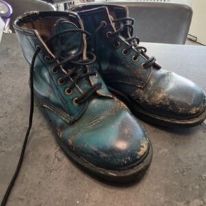 VTG 1979 Women's Dr. Martens Distressed Green Blue Leather Made EnglandBoots Sz